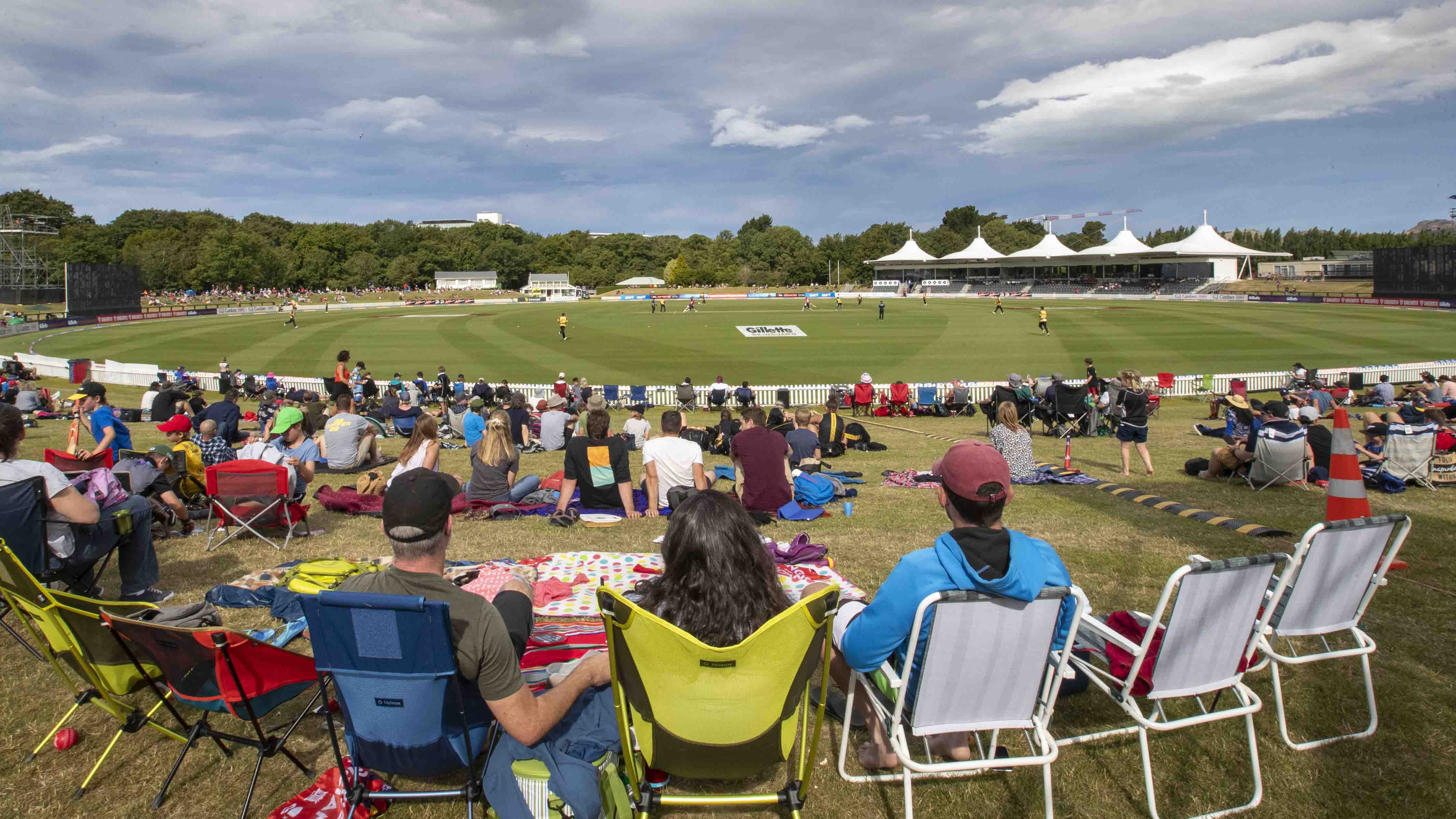 169 cricketatoval