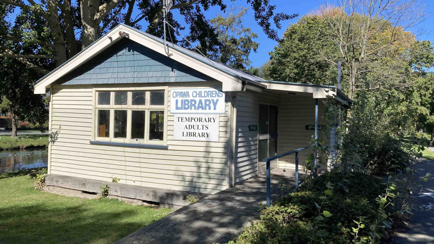 Council seeks new uses for old library building
